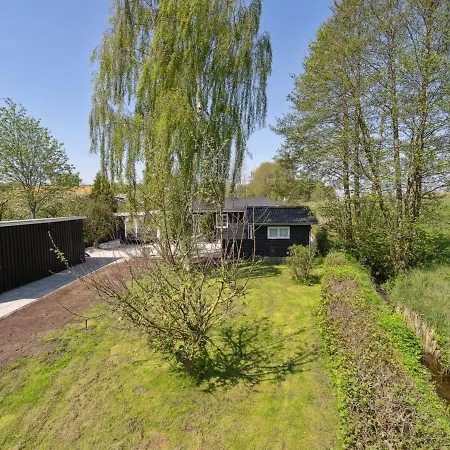 Leona - 400m From The Sea In Se Jutland By Interhome Haderslev